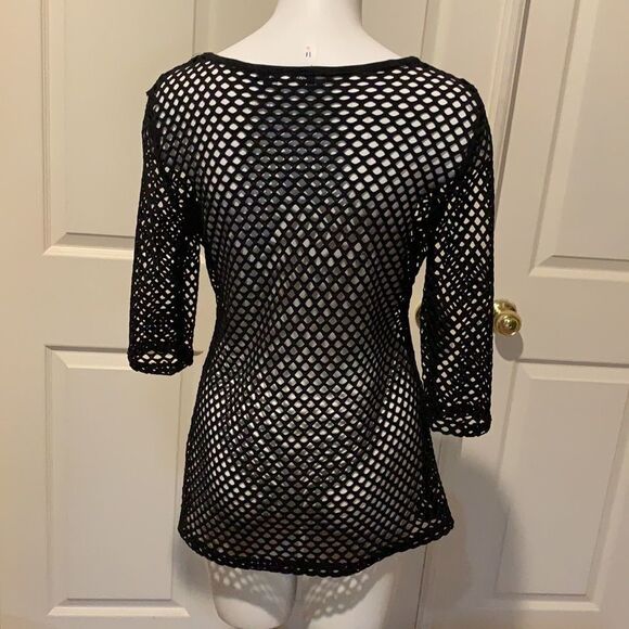 Soft Works Netted Top/cover up. Small - Picture 3 of 6